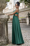 Mørk grønn A Line V Neck Chiffon Long brudepike kjole med blonder opp tilbake