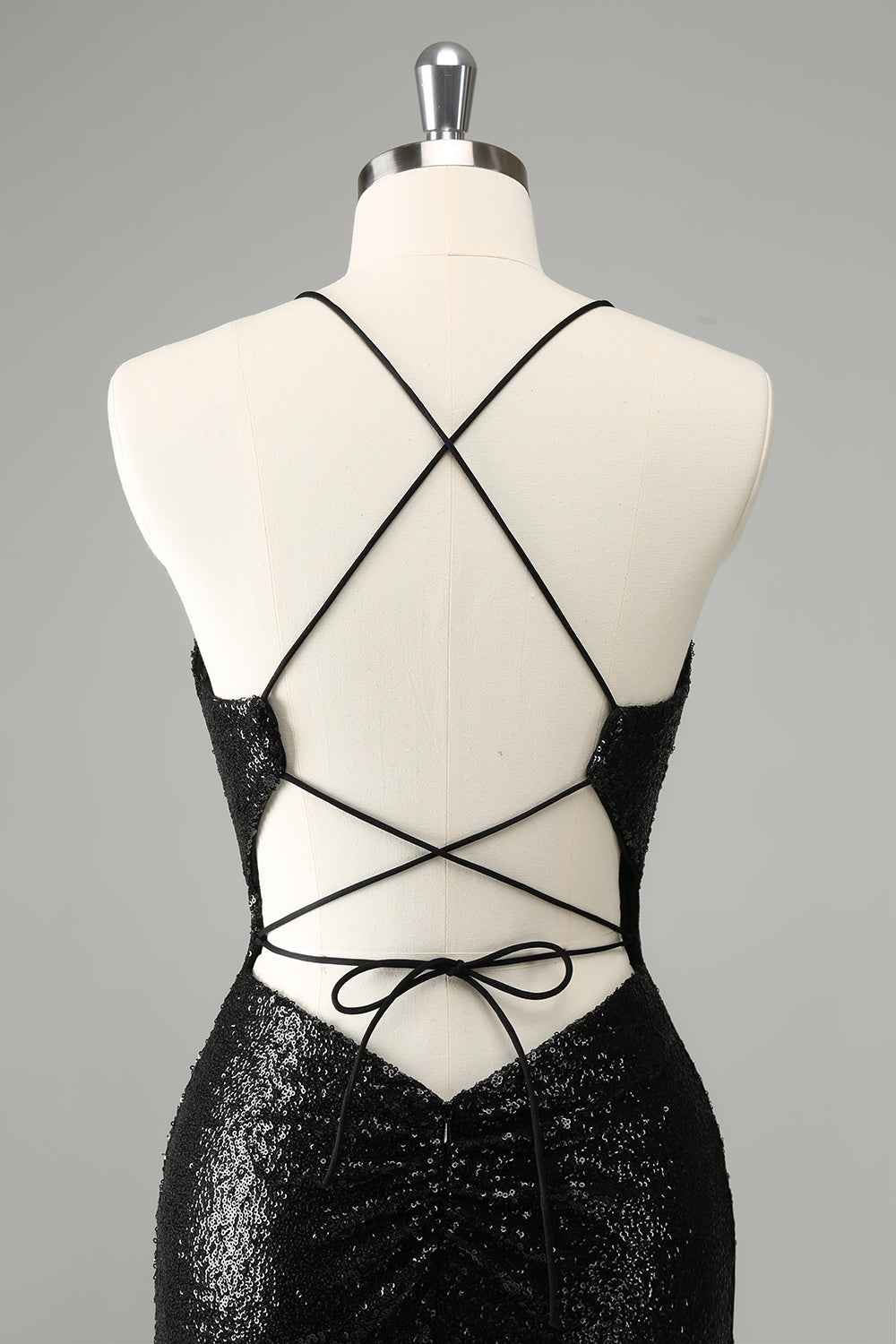 Stilig Glitter Svart paljetter Stram Halter Homecoming kjole med blonder opp ryggen