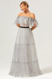 Hvit Svart A-linje Off The Shoulder Lang Ballkjole med Dot