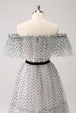 Hvit Svart A-linje Dot Off-the-Shoulder Ballkjole