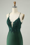 Glitter Mørkegrønn Stram V-hals Beaded Homecoming Dress