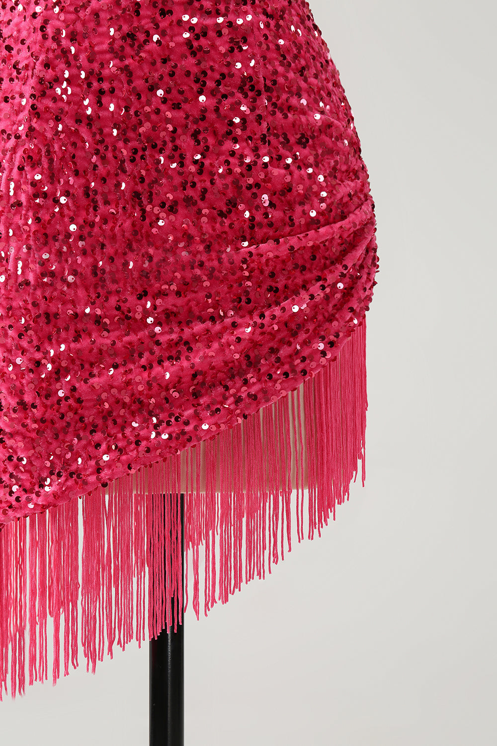 Glitrende Fuchsia paljetter Halter Short Bodycon Homecoming kjole med dusker
