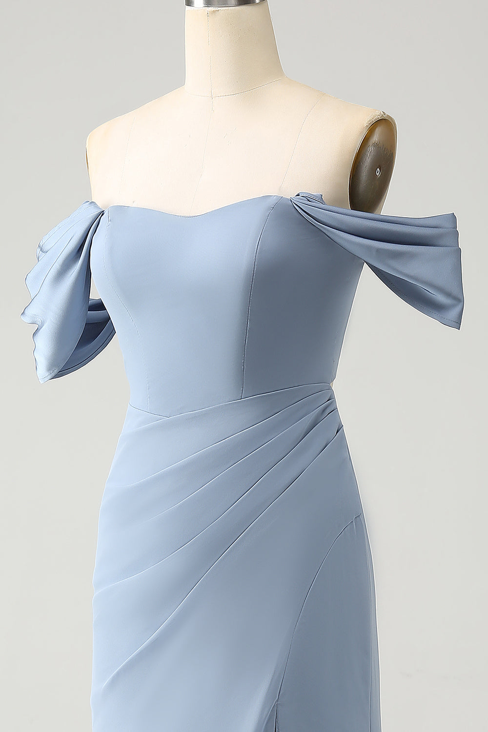 Gråblå havfrue av skulderen Chiffon Lang brudepikekjole med spalte