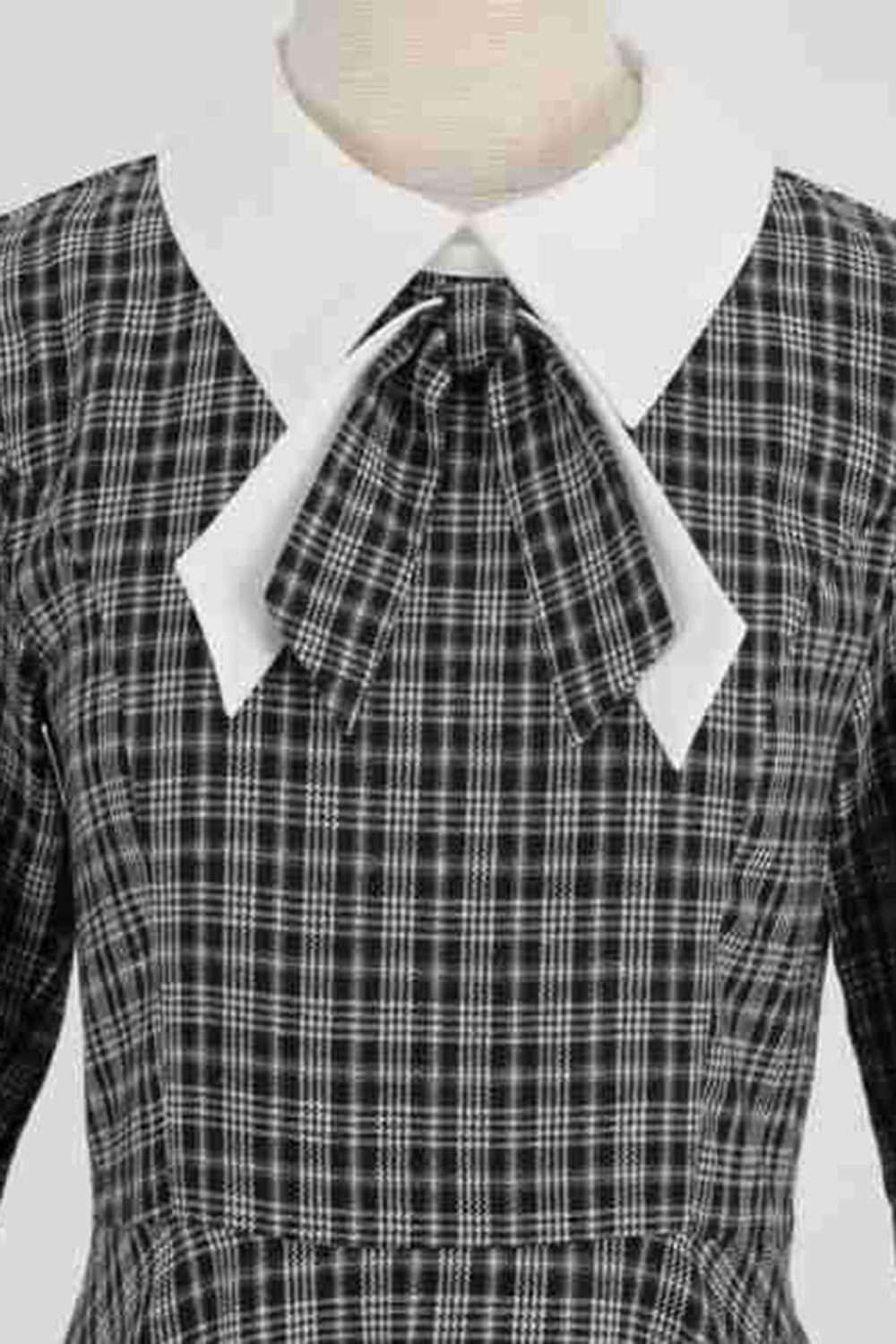 Svart rutete jakkehals Vintage kjole fra 1950-tallet med halve ermer