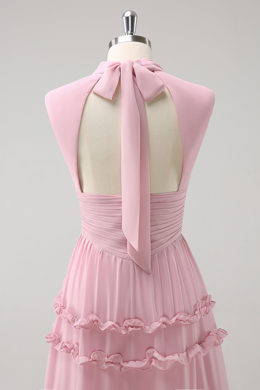 Blush Ruffled Chiffon A-linje brudepikekjole med åpen rygg