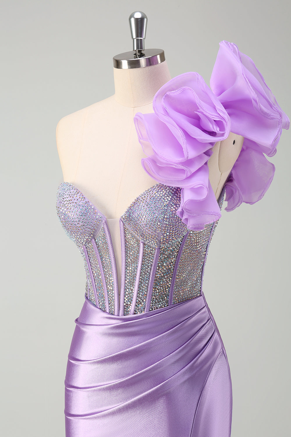 Glitrende lilla havfrue perler korsett en skulder lang ballkjole med splitt