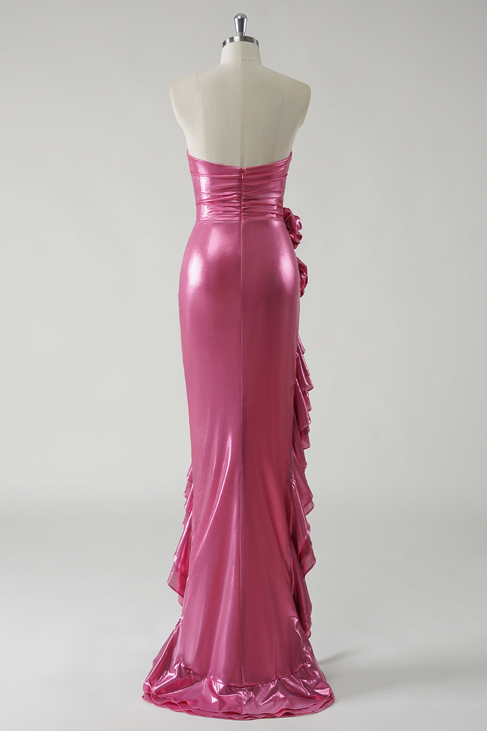 Glitrende Fuchsia Metallic Stroppeløs Ballkjole med Splitt