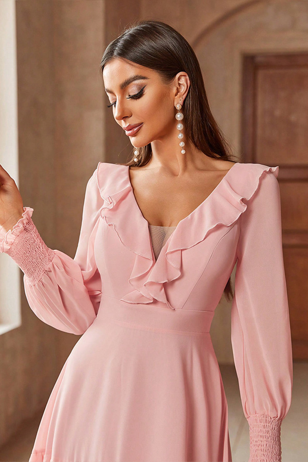 Rosa Chiffon V-hals lange ermer A-linje lagdelt lang ballkjole