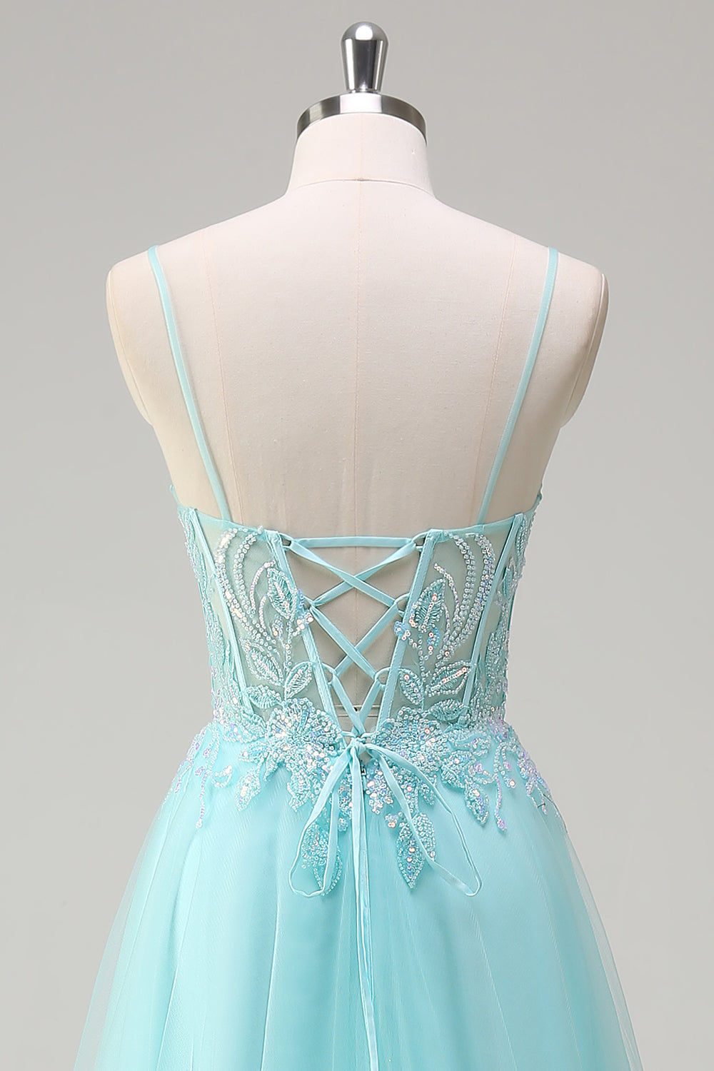Himmelblå Spaghetti Stropper Beaded A-Line Ballkjole med Appliques