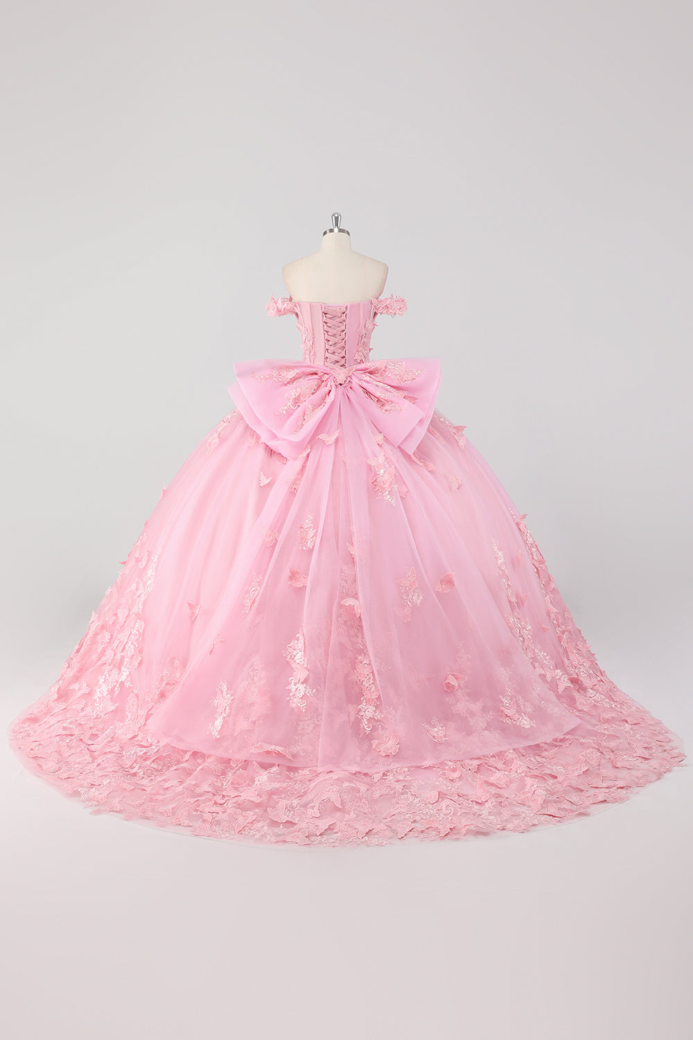 Prinsesse Blush Rosa Ballkjole Off the Shoulder Beaded Butterfly Tyll Quinceanera Kjole med Sløyfe