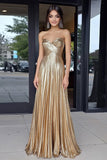 Gull Sweetheart Metallic A-linje plissert lang ballkjole