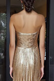 Gull Sweetheart Metallic A-linje plissert lang ballkjole