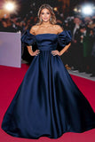 Navy A Line Off The Shoulder gallakjole med puffermer