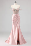 Glitrende havfrue Kald skulder Beaded Lang Rosa Ballkjole med Splitt