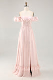 Off The Shoulder Blush Ruffled A Line Brudepikekjole med splitt