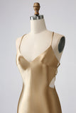 Gold Bodycon Spaghetti stropper Satin Cocktailkjole med Criss Cross Back