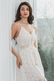 Spaghetti stropper High-Low Little White Dress med blonder