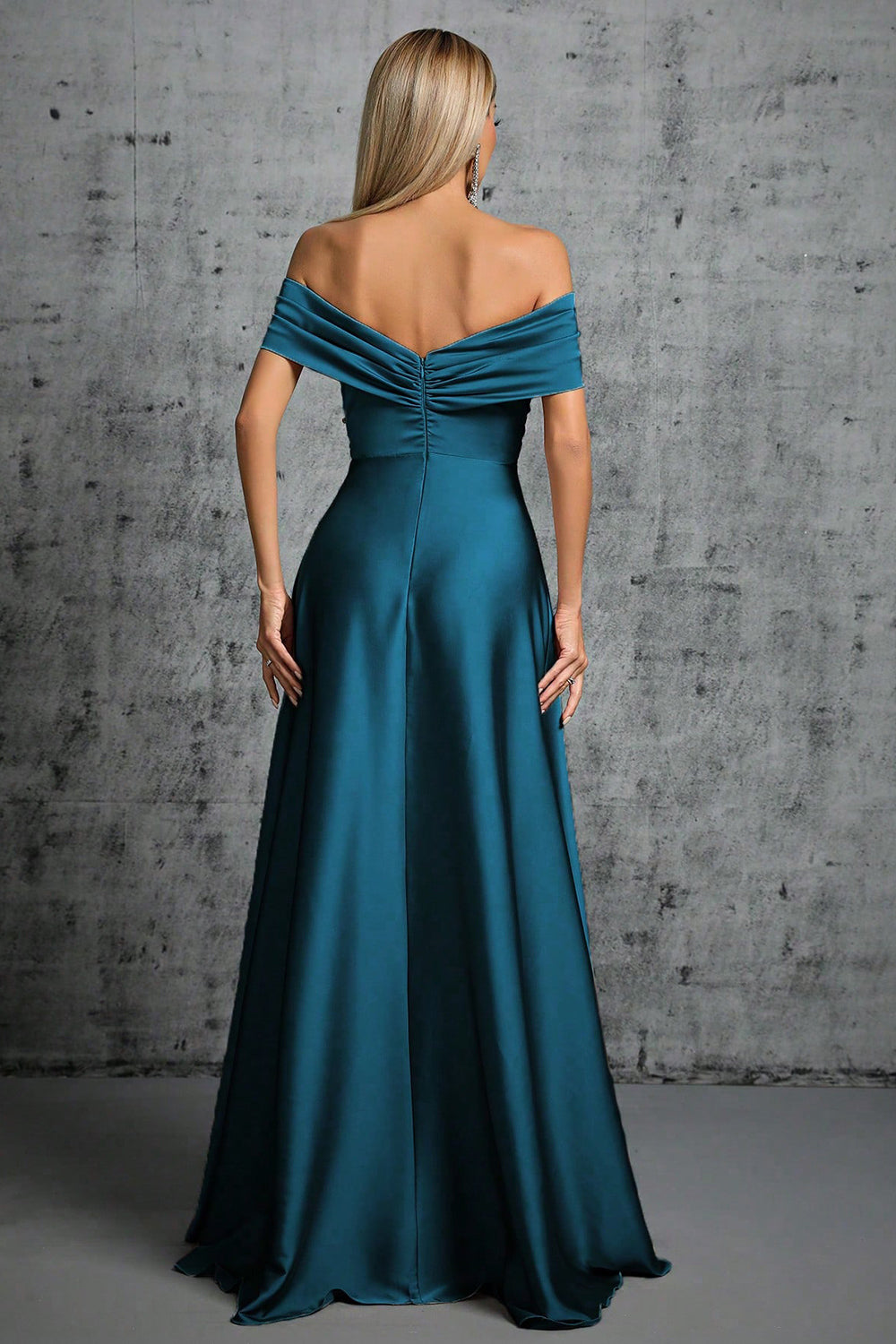 Peacock Blue Satin Off The Shoulder Formell kjole
