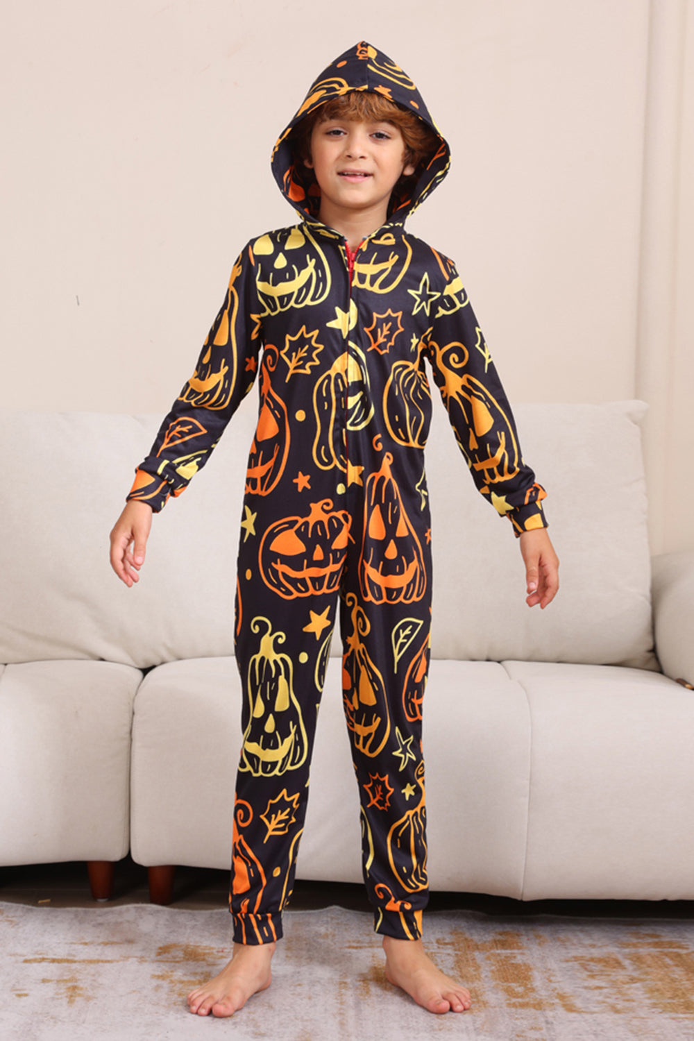 Svart utskrift Halloween familie matchende pyjamassett