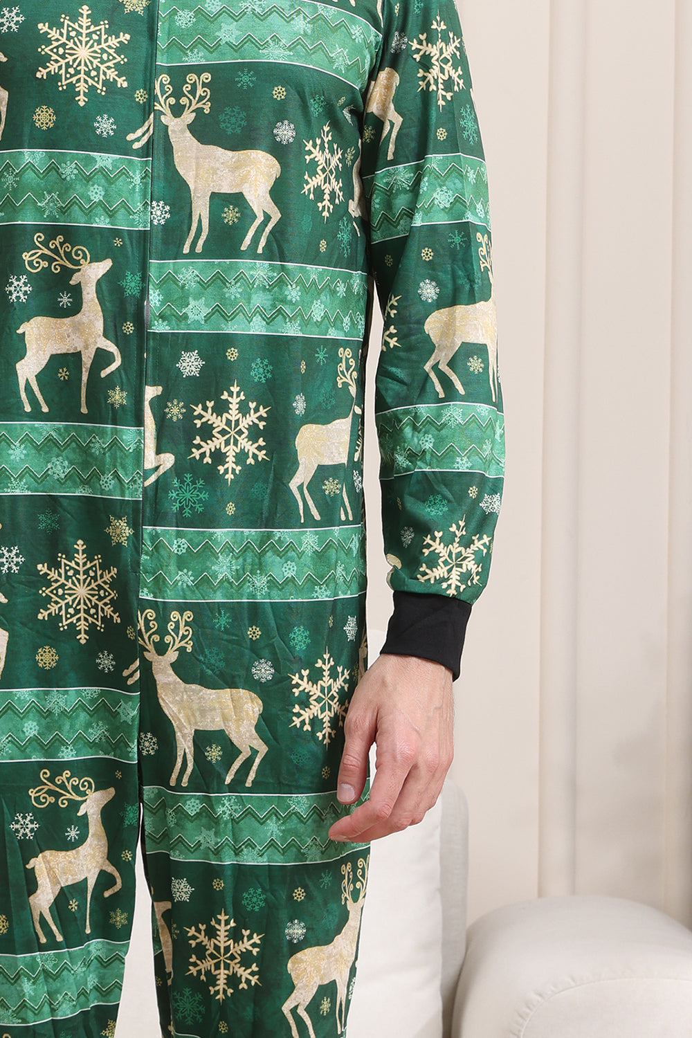 Mørkegrønn hjort og snøfnugg Print Pyjamas Sett for menn og kvinner Par Familie