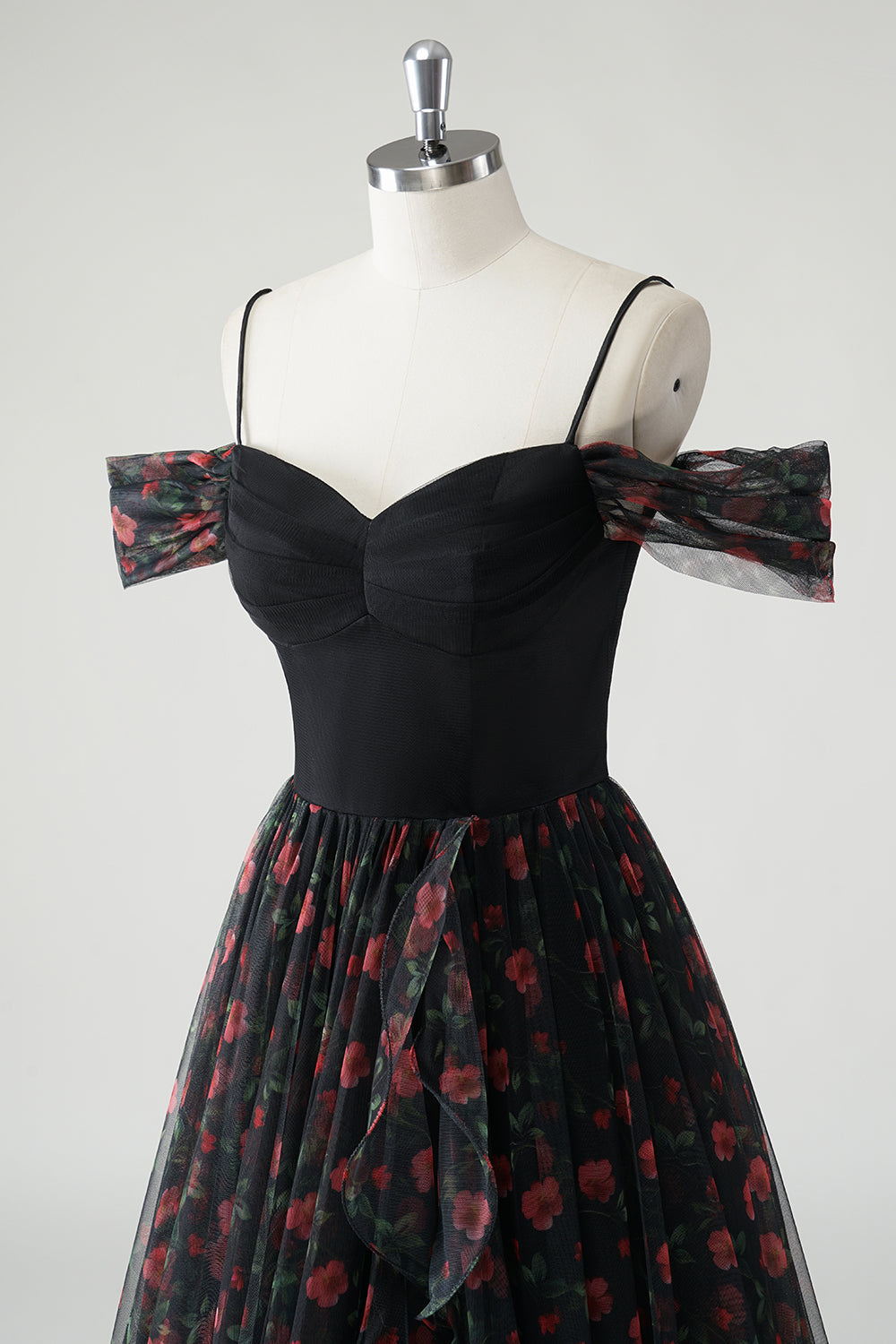 Svart A Line Cold Shoulder Trykt Floral Lang Ballkjole med Splitt