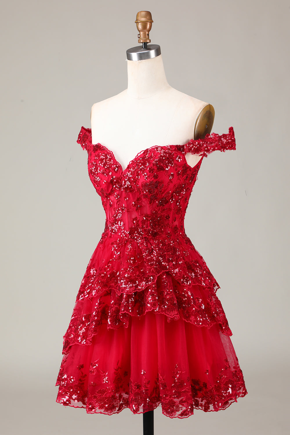 Sparkly Black En linje av skulderen Korsett Tiered Lace Short Homecoming Dress