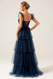 Avtakbare stropper A Line Navy Tiered Long Bridesmaid Dress