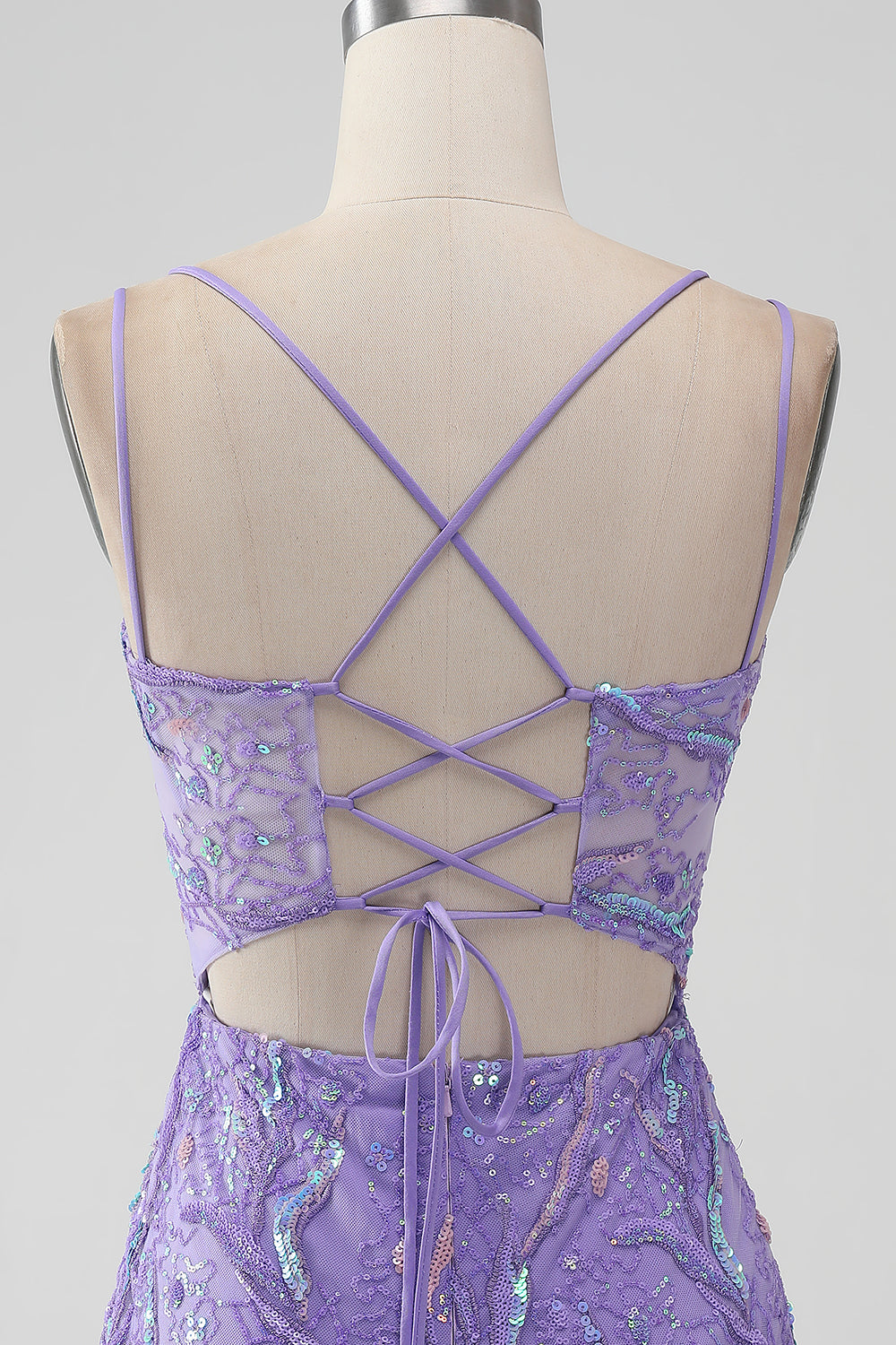 Sparkly Lilac Bodycon Sequins Appliques Kort Homecoming kjole med Slit