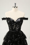 Sparkly Black En linje av skulderen Korsett Tiered Lace Short Homecoming Dress