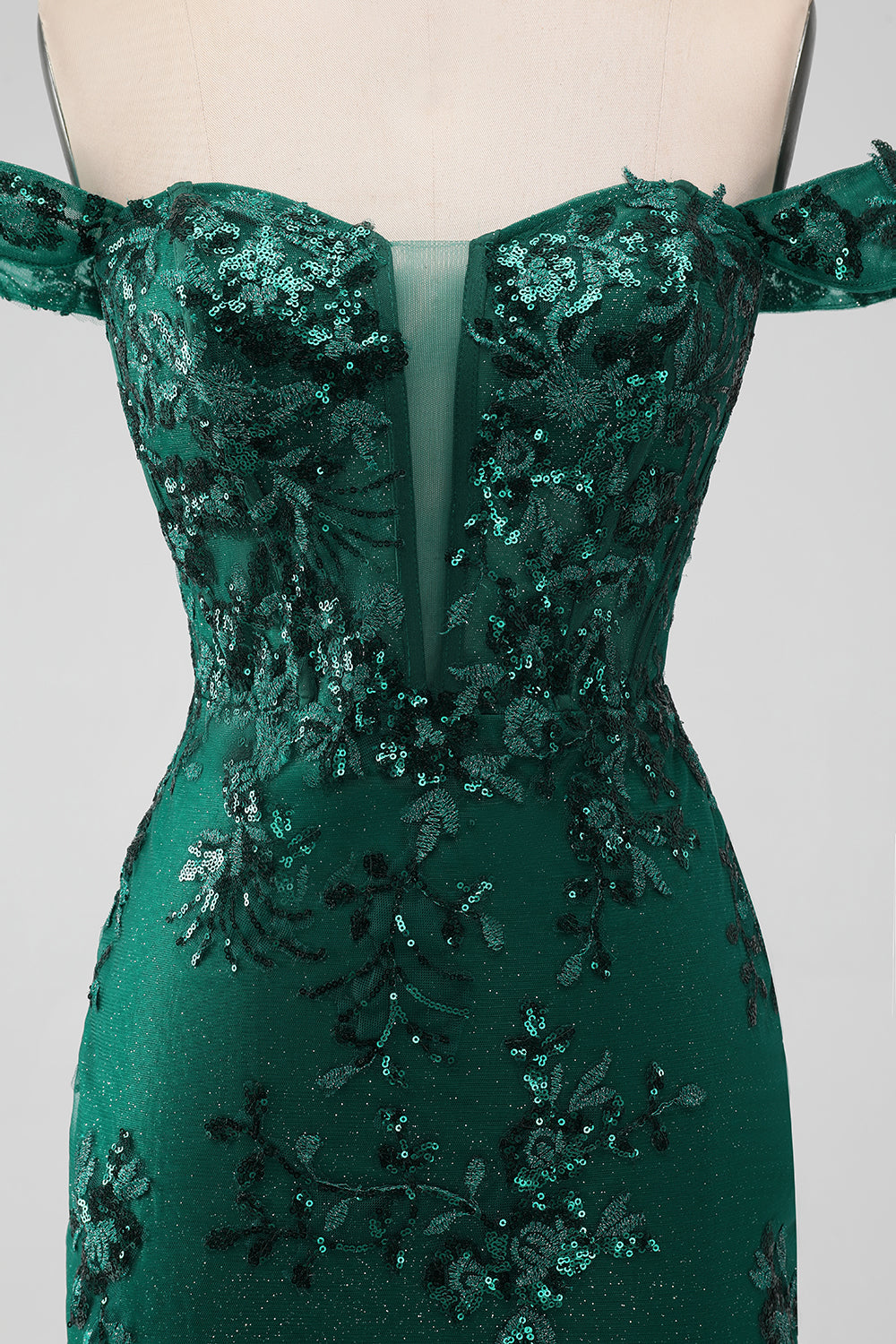 Sparkly Dark Green Off The Shoulder Tight Short Homecoming Dress med paljetter