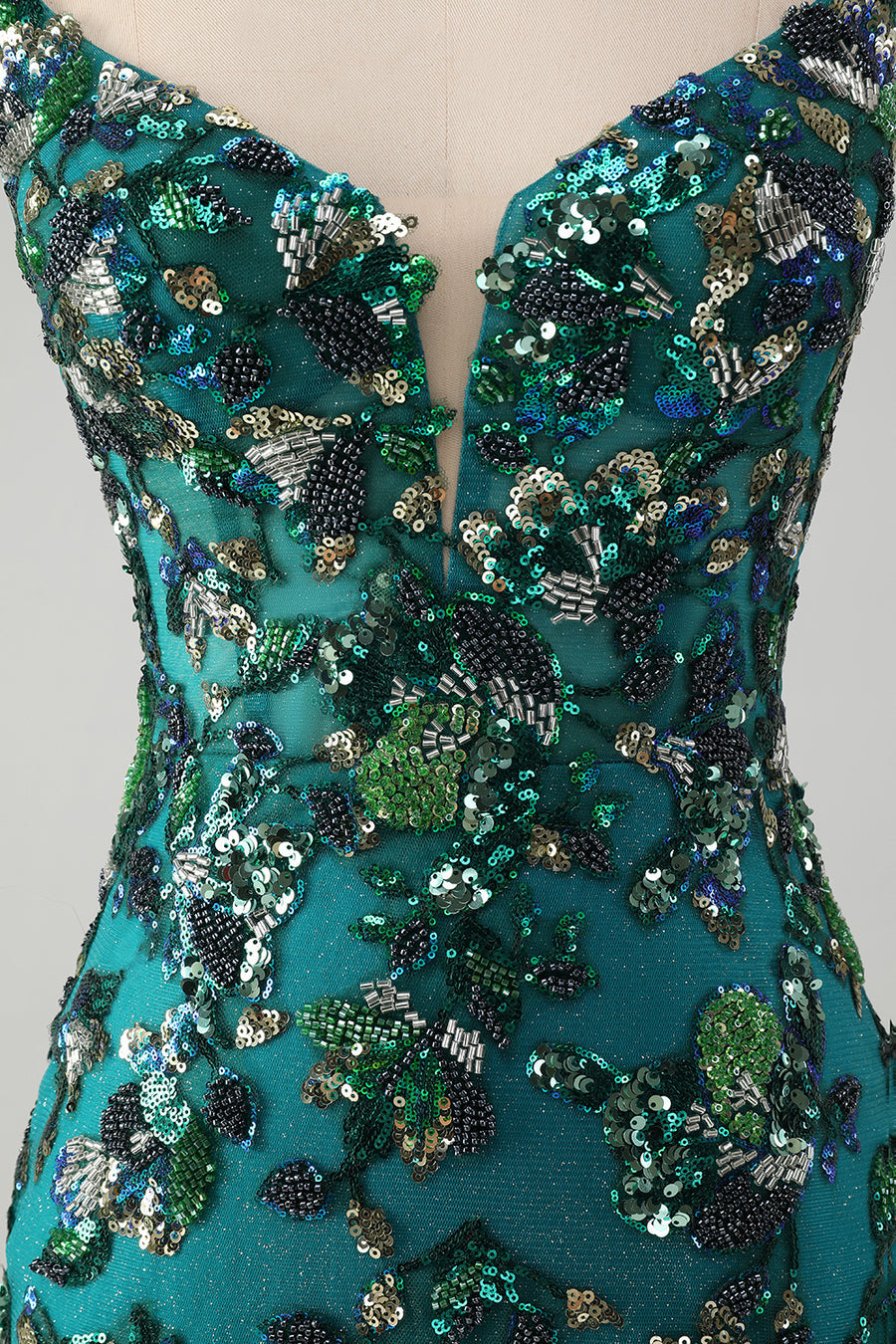 Sparkly Dark Green Beaded Sequins Bodycon Homecoming Dress med snørerygg