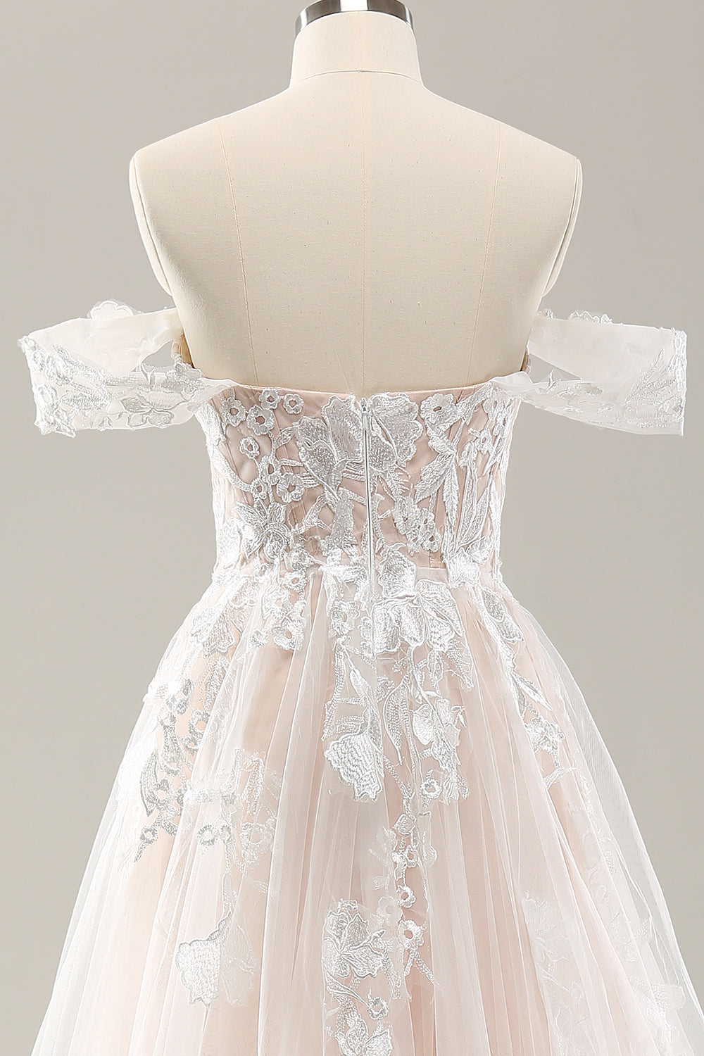 Hvit En linje av skulderen tyll brudekjole med Applique blonder