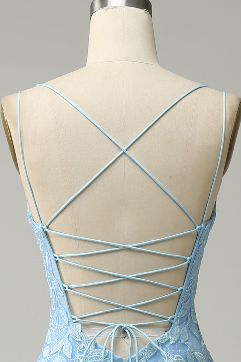 Spaghetti stropper havfrue lilla lang skoleball kjole med appliques