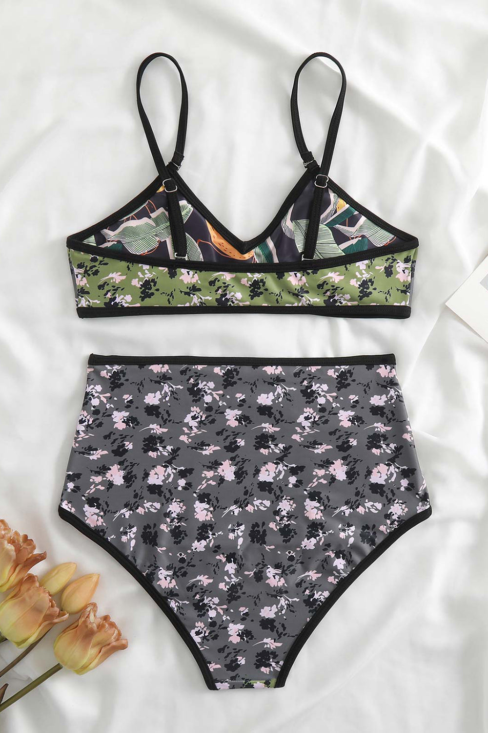 Floral Trykt 3 Piece Bikini Set med Beach Skirt