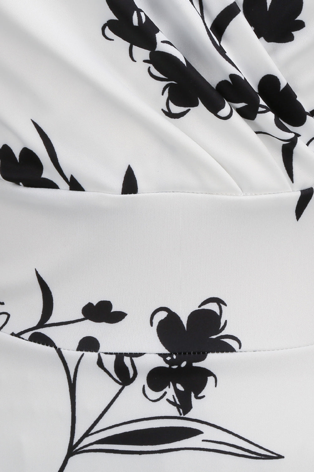 Svart V Neck Print ermeløs kjole fra 1950-tallet