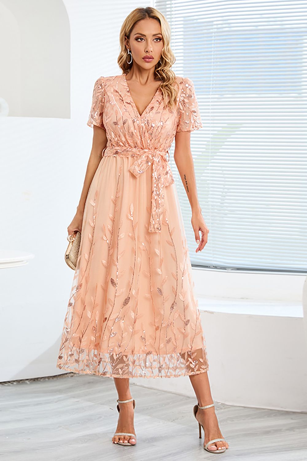 A-Line Blush Casual kjole med korte ermer