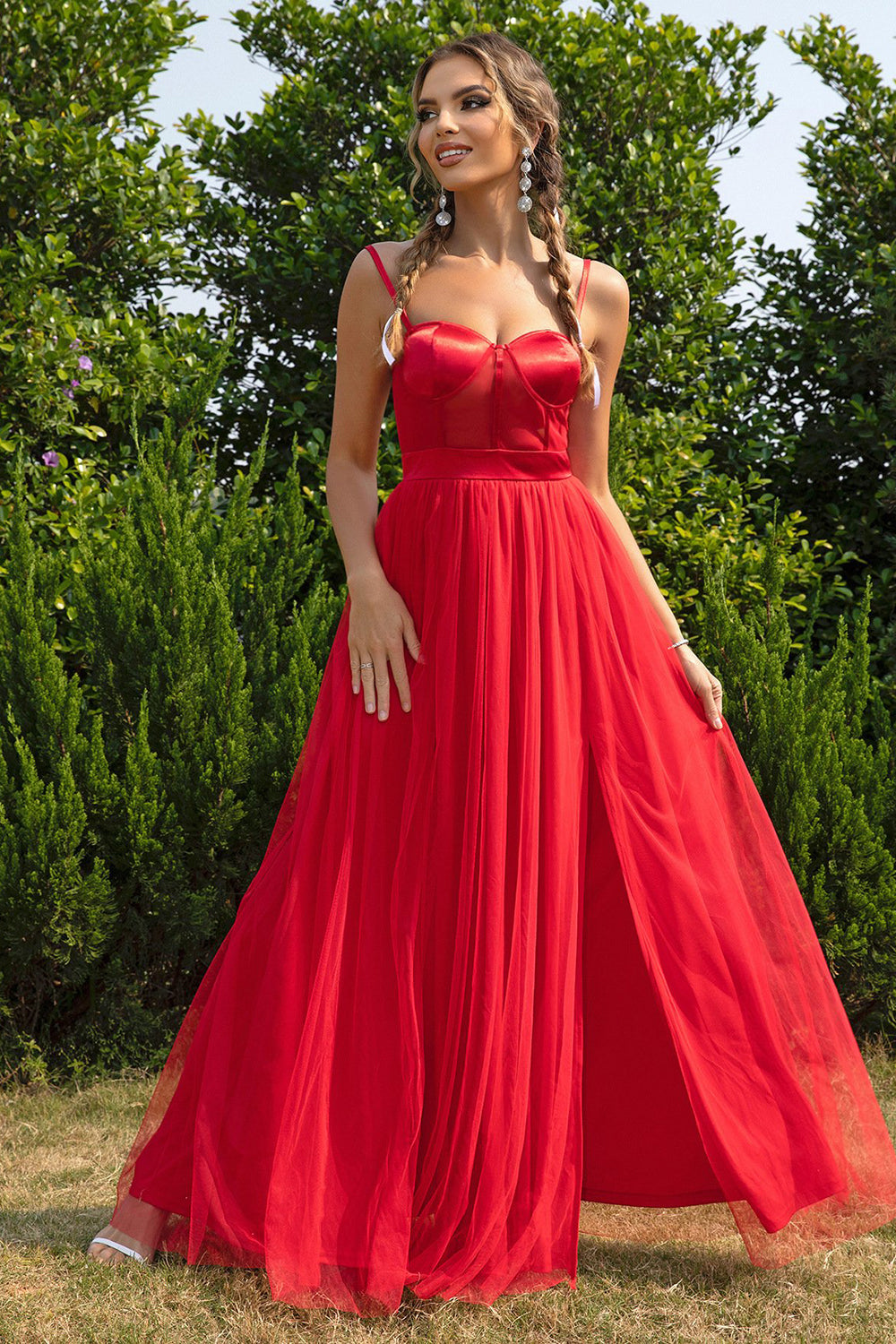 Svart Spaghetti stropper A Line Tylle Open Back Long Prom Dress