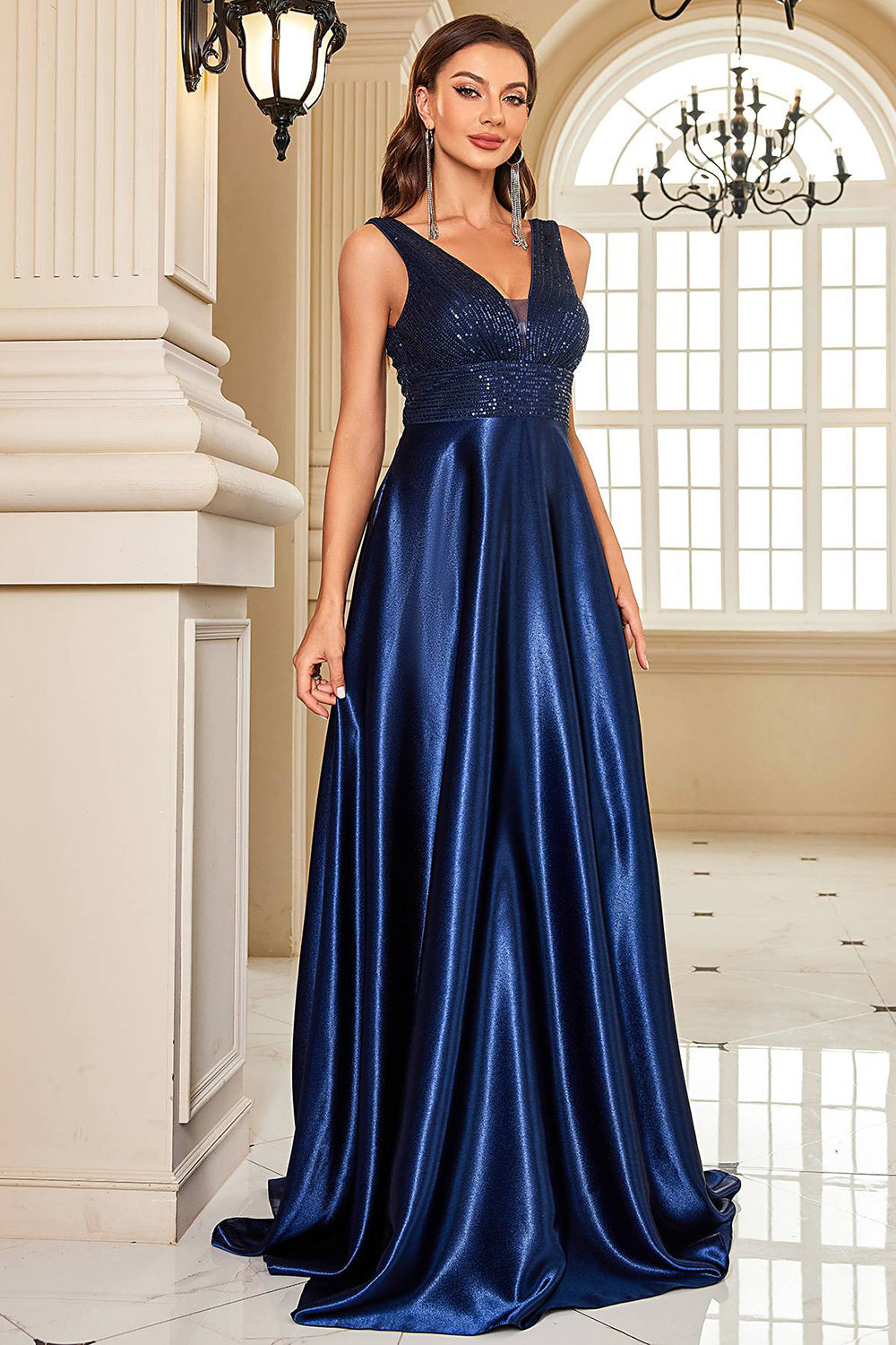 Navy Satin A-Line formell kjole med paljetter