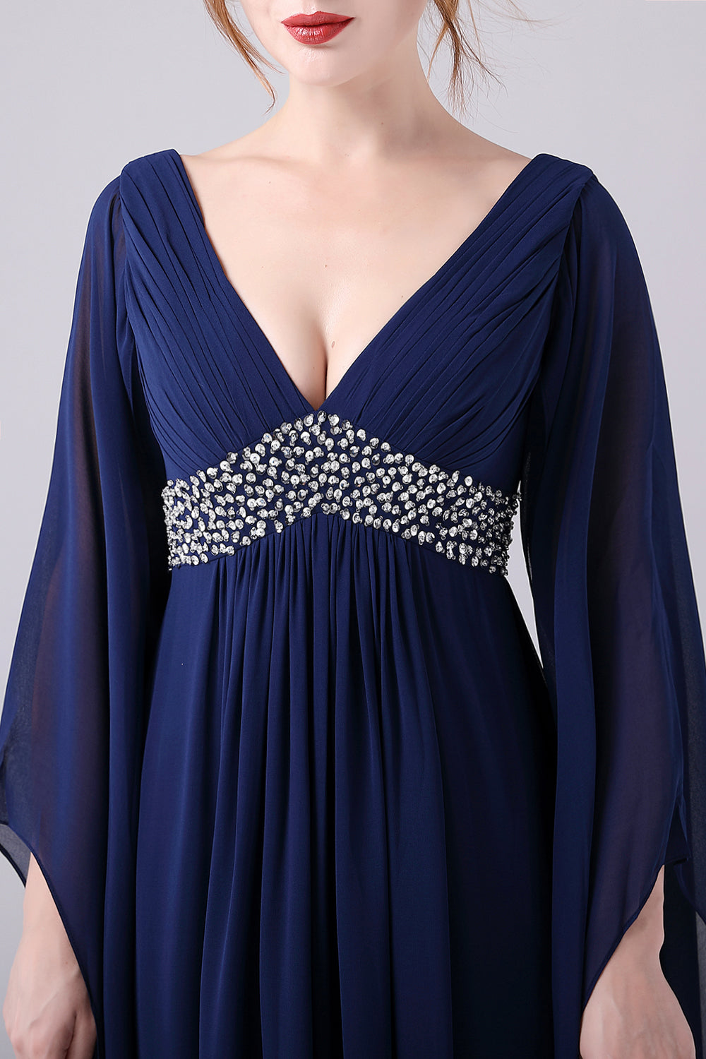 Navy A-Line V-Neck Chiffon gulvlengde mor til bruden kjole med plissert