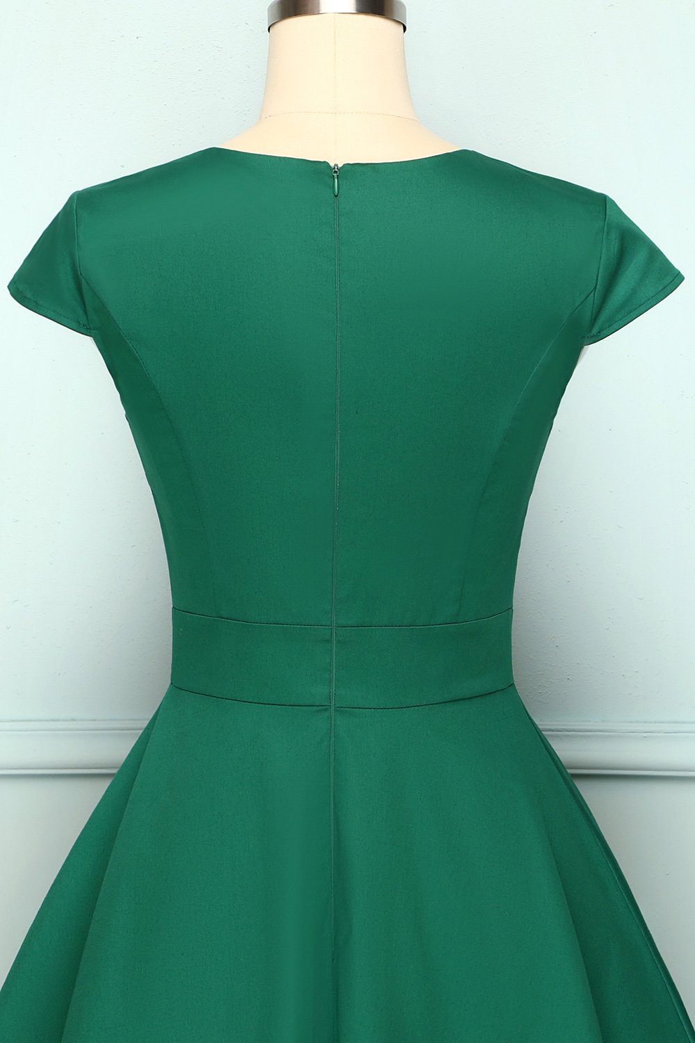 Asymmetrisk Hals Swingkjole Fra 1950-tallet