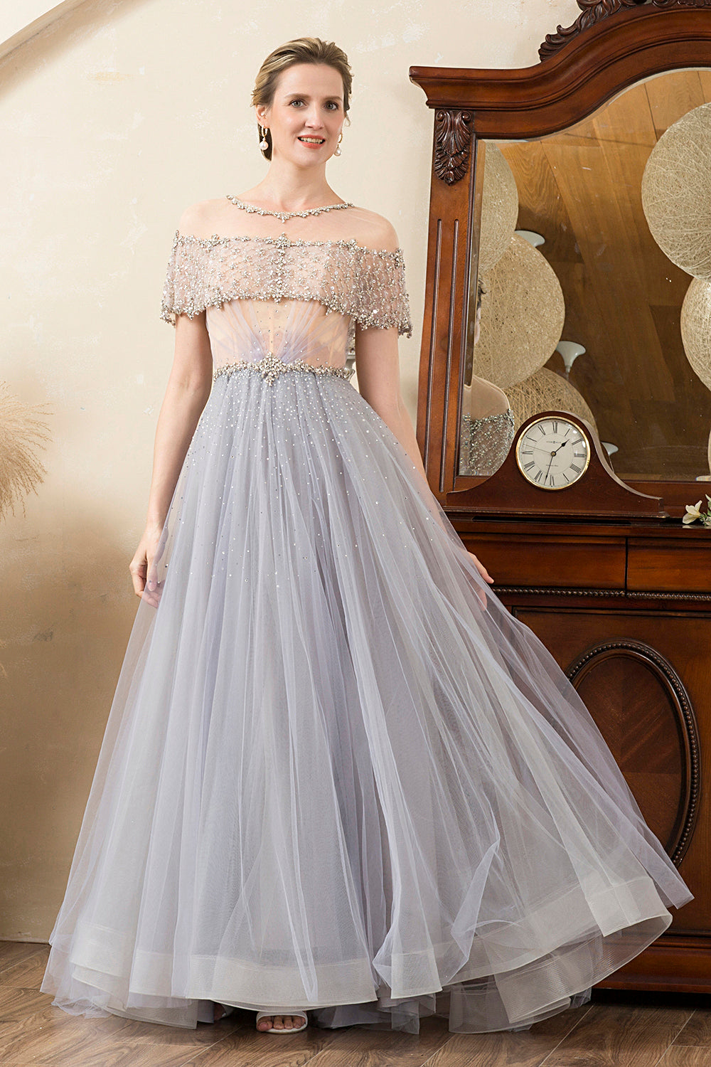 Grey Tulle En linje Beaded Glitter Mor brud kjole