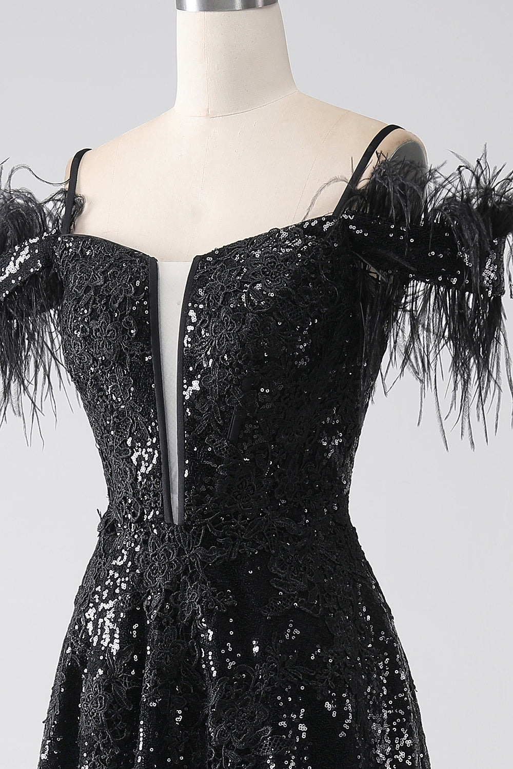 A-Line Cold Shoulder Sequins Long Prom Dress med Slit