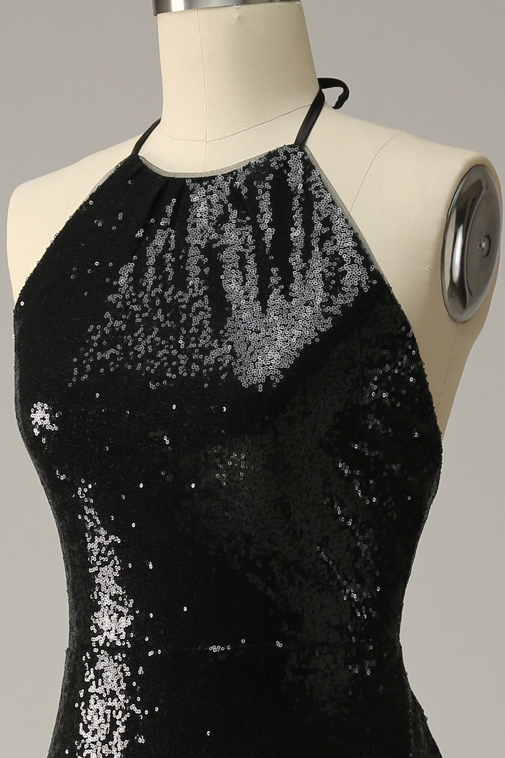 Sheath Halter Black Paljetter Plus Size Prom kjole med åpen rygg