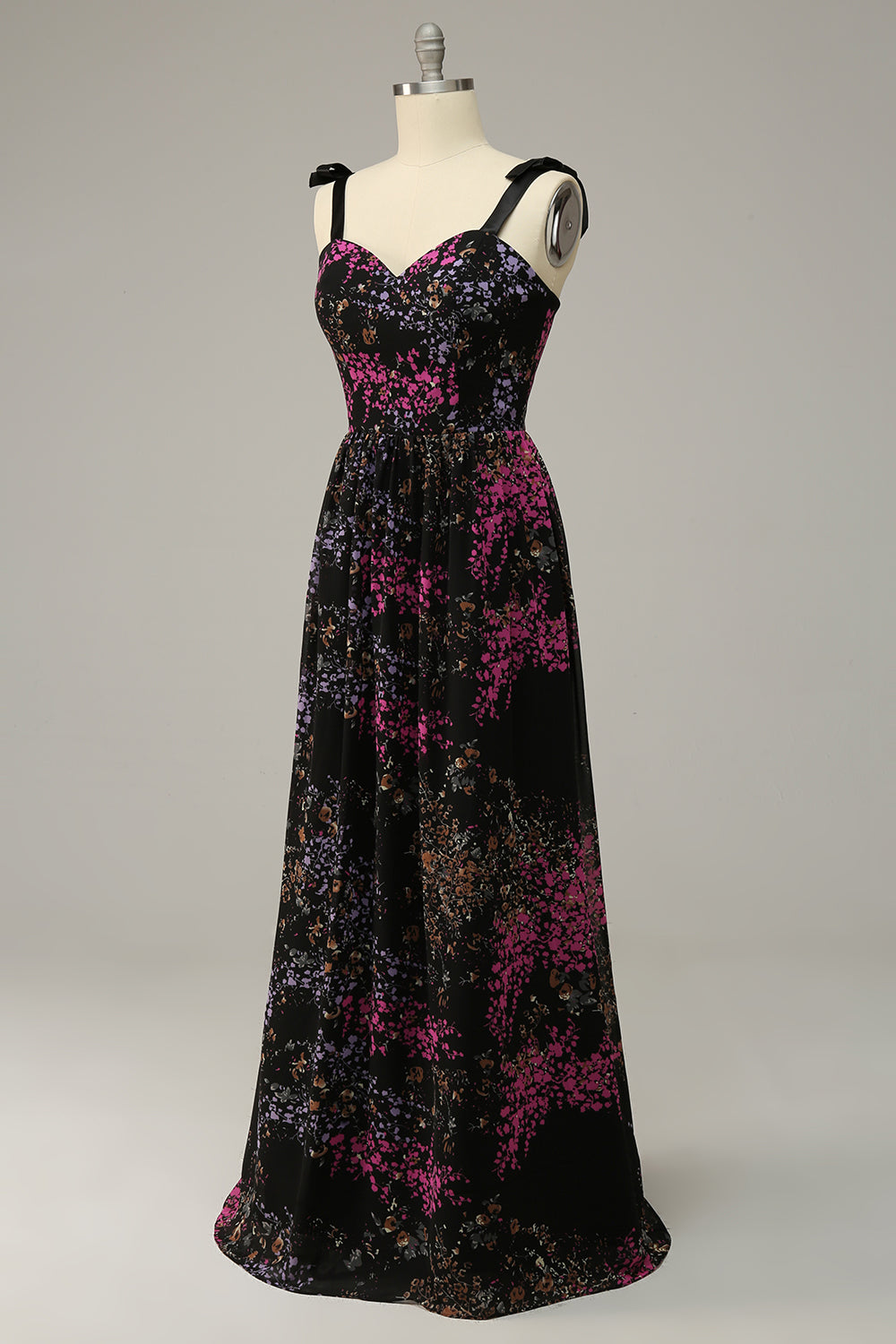 En linje Spaghetti stropper Black Mixed Flower Plus Size Prom kjoler