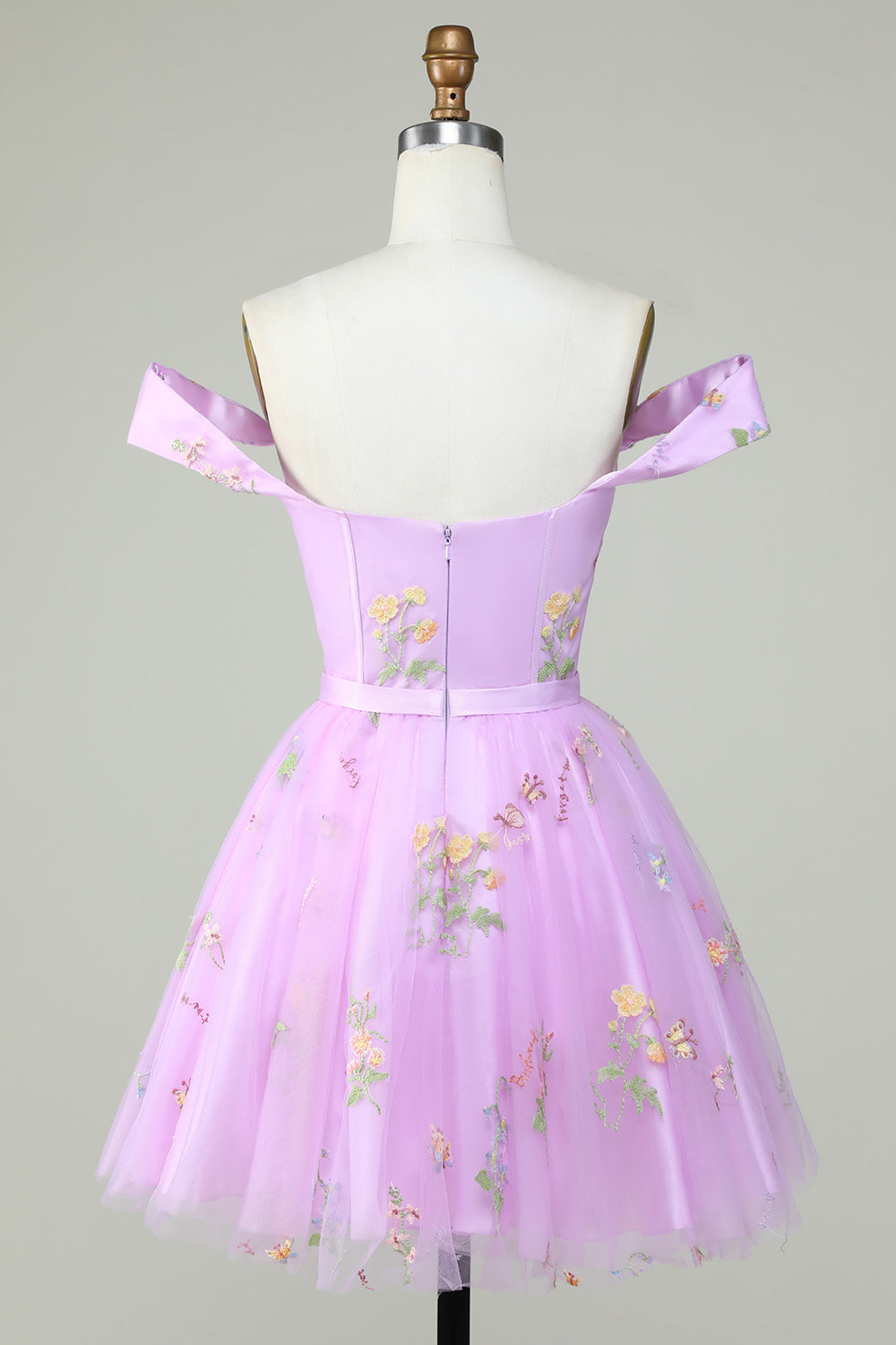 Cute A Line Sweetheart Purple Short Homecoming Dress med broderi