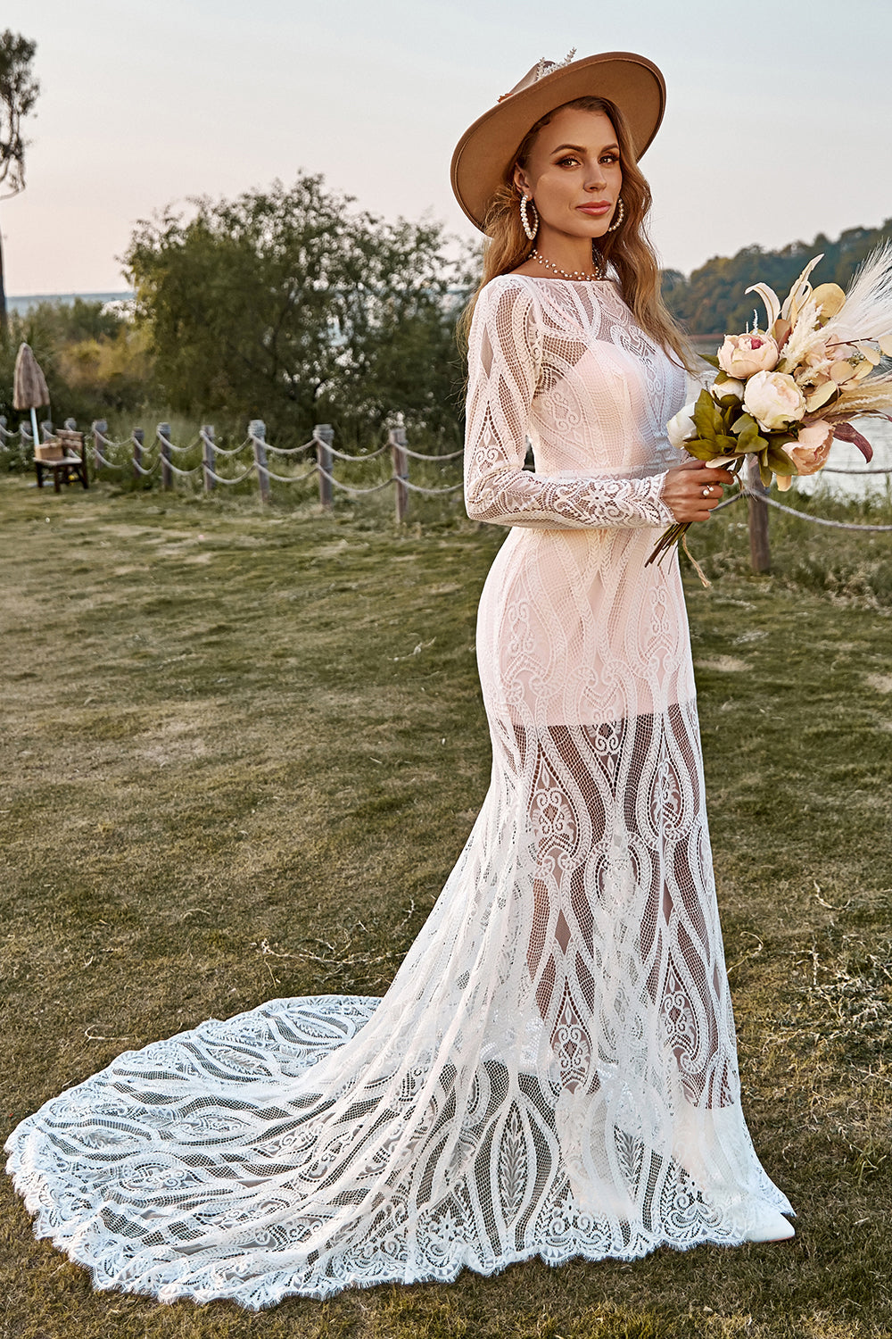 Elfenben havfrue lange ermer blonder Boho brudekjole med feie tog