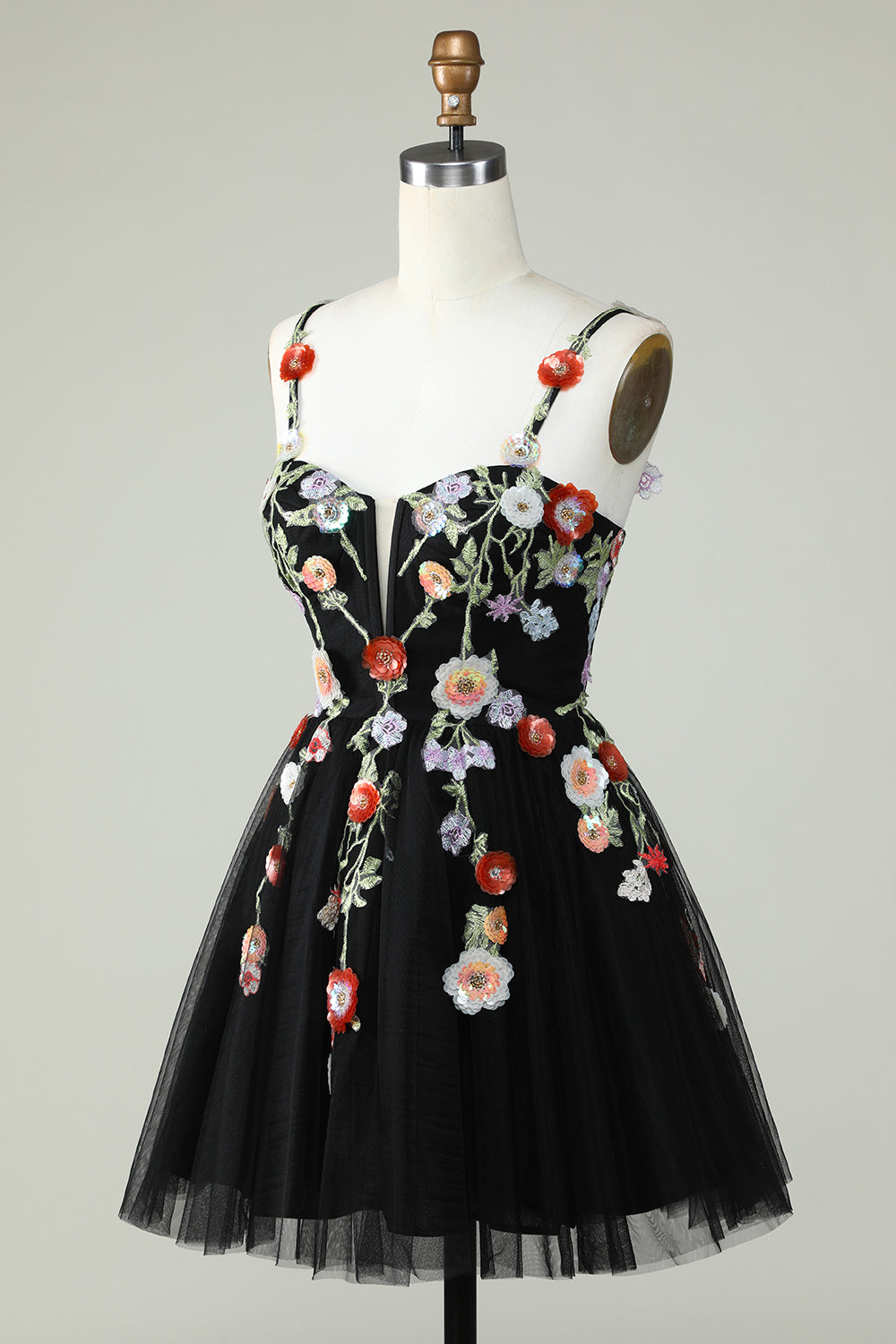 Spaghetti stropper svart A Line Sequin Blomster Homecoming Dress