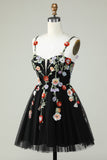 Spaghetti stropper svart A Line Sequin Blomster Homecoming Dress