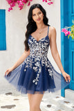 Stilig A Line Dusty Sage Spaghetti stropper Homecoming kjole med Criss Cross Back