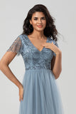 Selvsikker karismatisk A Line V Neck Dusty Blue Long Bridesmaid Dress med perler